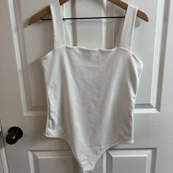 Abercrombie & Fitch 2-Pack Cotton Seamless Fabric Squareneck Bodysuits - Picture 2 of 3